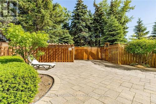 306 - 75 King Street E, Mississauga, ON - Outdoor