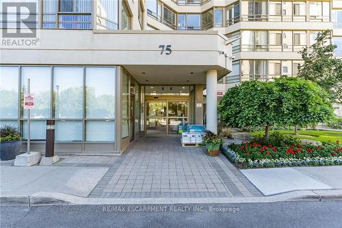 306 - 75 King Street E, Mississauga, ON - Outdoor