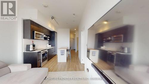 717 - 135 East Liberty Street, Toronto, ON - Indoor Photo Showing Kitchen