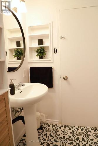 1242 Danforth Avenue, Toronto, ON 