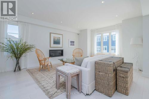 106 Hackamore Crescent, Ottawa, ON - Indoor