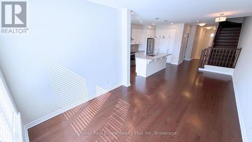 90 Nepeta Crescent, Ottawa, ON - Indoor Photo Showing Other Room