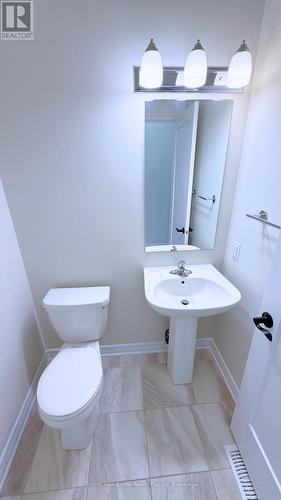 90 Nepeta Crescent, Ottawa, ON - Indoor Photo Showing Bathroom