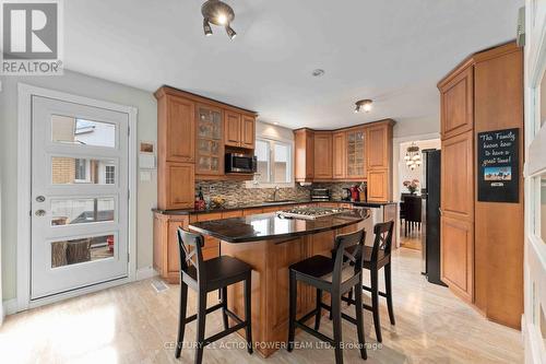 594 Noble Crescent, Ottawa, ON - Indoor Photo Showing Dining Room