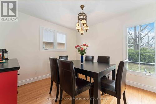 594 Noble Crescent, Ottawa, ON - Indoor Photo Showing Dining Room