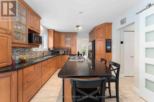 594 Noble Crescent, Ottawa, ON - Indoor