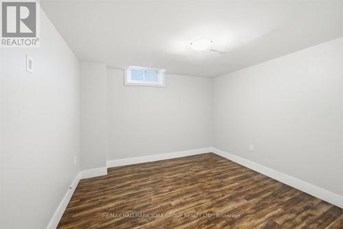 234 Billings Crescent, Newmarket, ON - Indoor Photo Showing Other Room