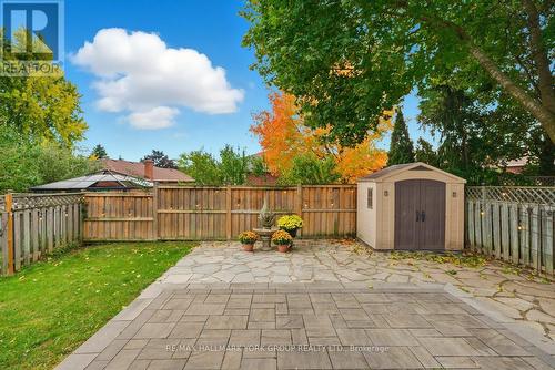 234 Billings Crescent, Newmarket, ON - Outdoor With Backyard