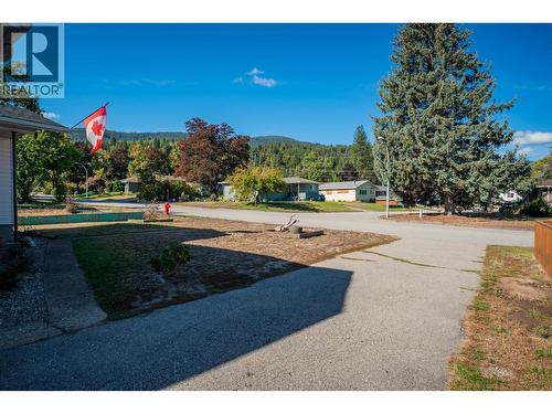 204 Pinewood Drive, Castlegar, BC - Outdoor With View