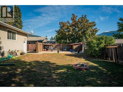 204 Pinewood Drive, Castlegar, BC - Outdoor