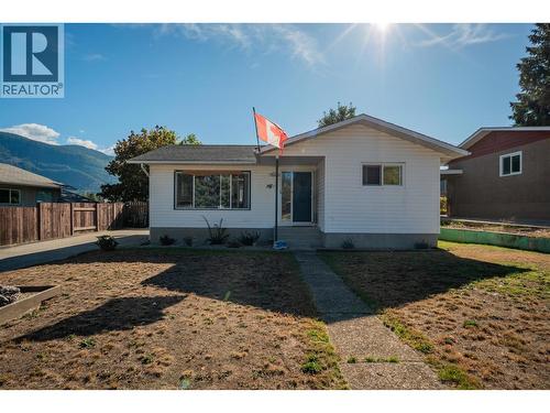 204 Pinewood Drive  Castlegar, BC V1N 2M4