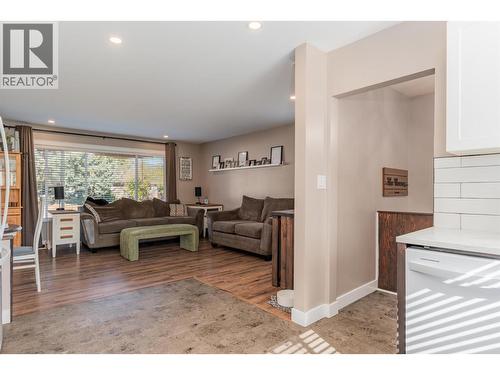 204 Pinewood Drive, Castlegar, BC - Indoor