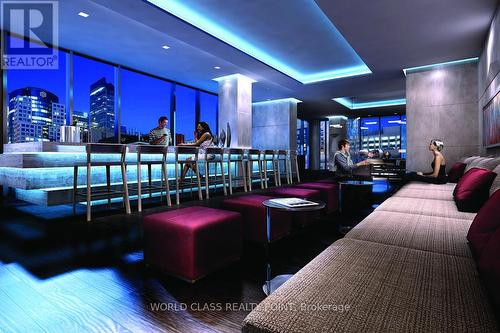 1912 - 115 Blue Jays Way, Toronto, ON - Indoor