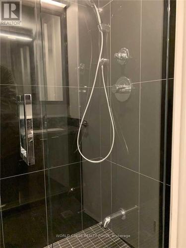 1912 - 115 Blue Jays Way, Toronto, ON - Indoor Photo Showing Bathroom