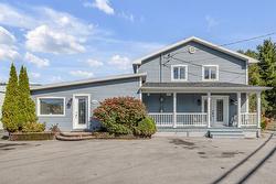 3166Z Av. St-Augustin  Lévis (Les Chutes-De-La-Chaudière-Est), QC G6Z 8G1