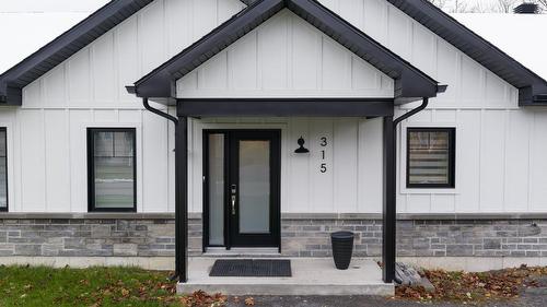 Façade - 315 11E Avenue, Saint-Zotique, QC - Outdoor With Exterior