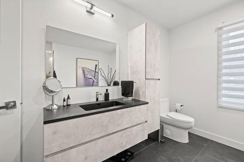 Salle de bains - 315 11E Avenue, Saint-Zotique, QC - Indoor Photo Showing Bathroom