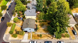 1905 Lee Ave  Victoria, BC V8R 4W9