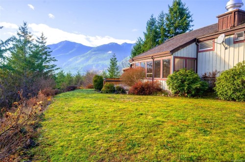 397 Donner Crt, Gold River, BC 