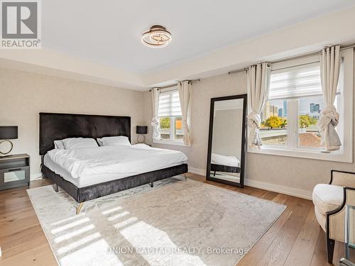 Th3 - 60 Carr Street, Toronto, ON - Indoor Photo Showing Bedroom