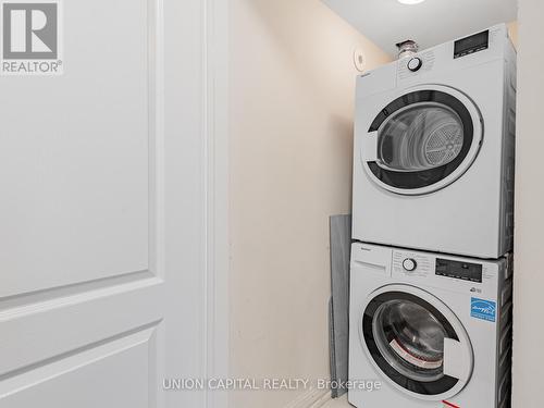 Th3 - 60 Carr Street, Toronto, ON - Indoor Photo Showing Laundry Room