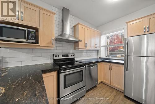 Unit 1 - 531 Runnymede Road, Toronto, ON - Indoor Photo Showing Kitchen
