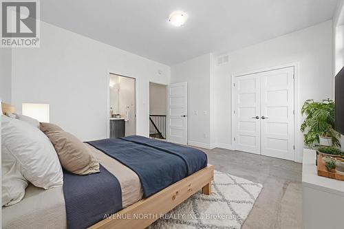 938 Woodroffe Avenue, Ottawa, ON - Indoor Photo Showing Bedroom