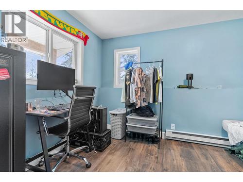 3830 Gellatly Road S, West Kelowna, BC - Indoor Photo Showing Office