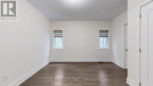 97 Milky Way Drive, Richmond Hill, ON - Indoor Photo Showing Other Room