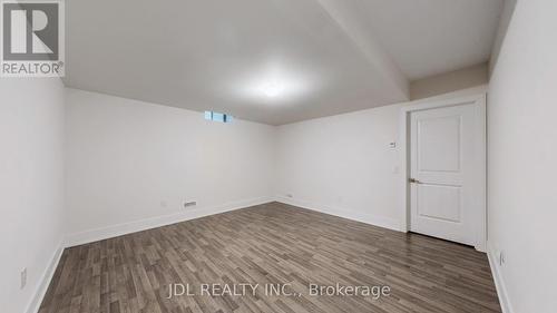 97 Milky Way Drive, Richmond Hill, ON - Indoor Photo Showing Other Room