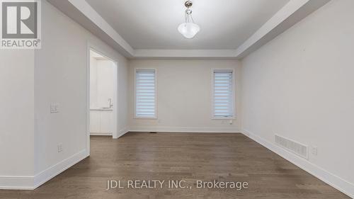 97 Milky Way Drive, Richmond Hill, ON - Indoor Photo Showing Other Room