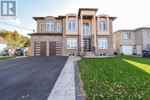 11 HILLCREST AVENUE  Brampton, ON L6W 1Y7