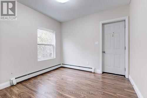 152 Sanford Avenue S, Hamilton, ON - Indoor Photo Showing Other Room