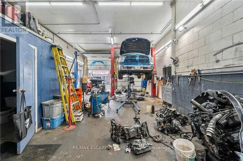246 Mary Street, Hamilton, ON - Indoor Photo Showing Garage