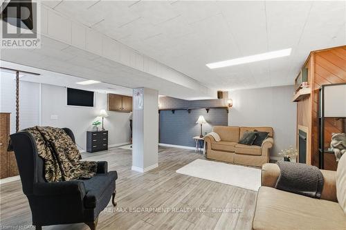 91 East 42Nd Street, Hamilton, ON - Indoor