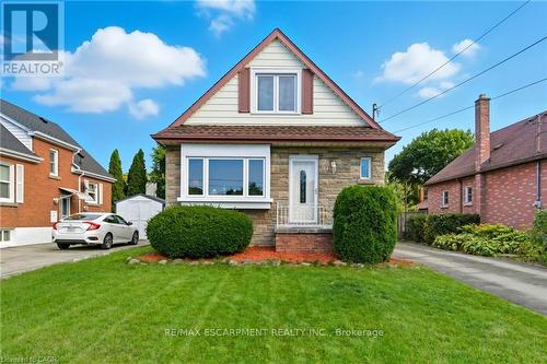 91 East 42Nd Street, Hamilton, ON - Outdoor With Facade