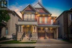 30 MARVIN AVENUE  Oakville, ON L6H 0Z8