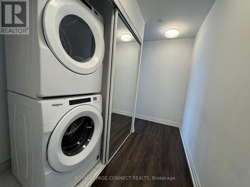 Ph08 - 286 Main Street, Toronto, ON - Indoor Photo Showing Laundry Room