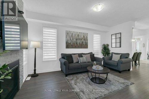 258 Harding Park Street, Newmarket, ON - Indoor Photo Showing Living Room With Fireplace
