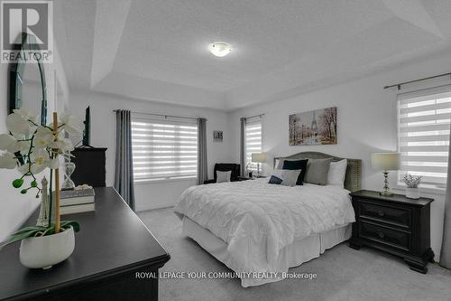 258 Harding Park Street, Newmarket, ON - Indoor Photo Showing Bedroom