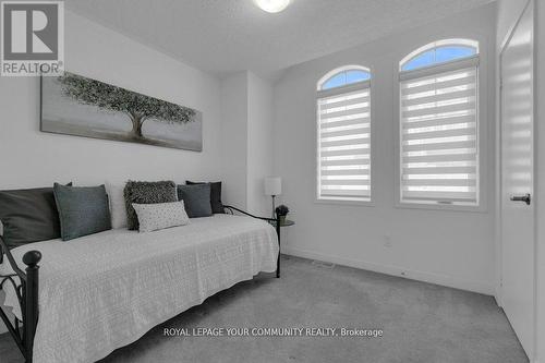 258 Harding Park Street, Newmarket, ON - Indoor Photo Showing Bedroom