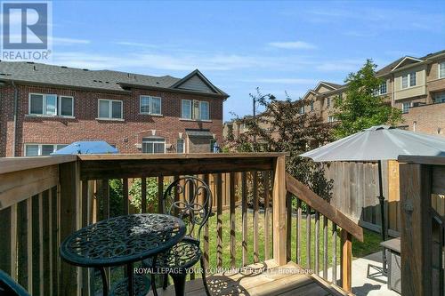 258 Harding Park Street, Newmarket, ON - Outdoor With Deck Patio Veranda