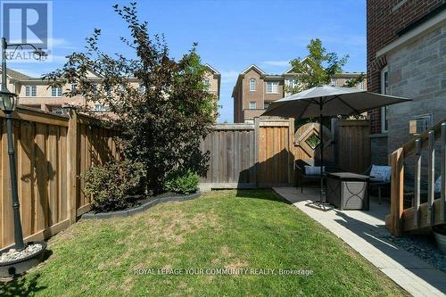 258 Harding Park Street, Newmarket, ON - Outdoor