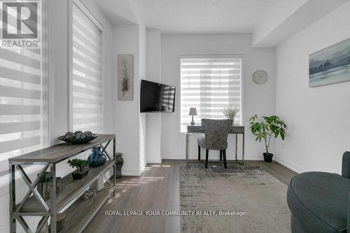 258 Harding Park Street, Newmarket, ON - Indoor Photo Showing Other Room