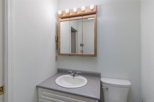 6253 Olympia Way, Nanaimo, BC 