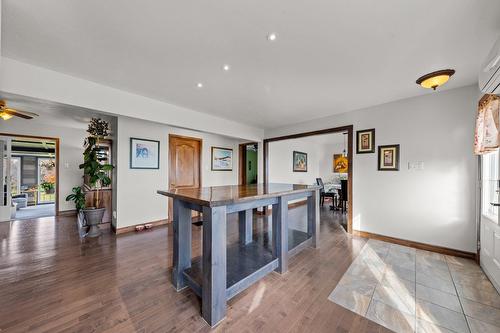 Cuisine - 732 Rg De La Rivière E., Sainte-Brigide-D'Iberville, QC - Indoor Photo Showing Other Room