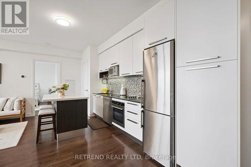 2403 - 36 Park Lawn Road, Toronto, ON - Indoor Photo Showing Kitchen With Stainless Steel Kitchen With Upgraded Kitchen