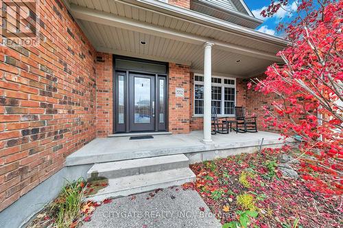 552 Falconridge Crescent, Kitchener, ON - Outdoor With Deck Patio Veranda