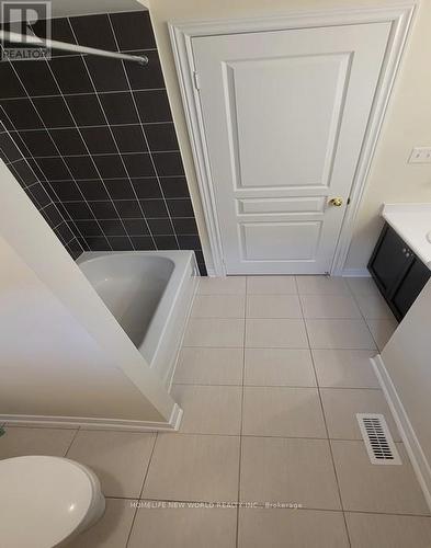 38 Prebble Drive, Markham, ON - Indoor Photo Showing Bathroom