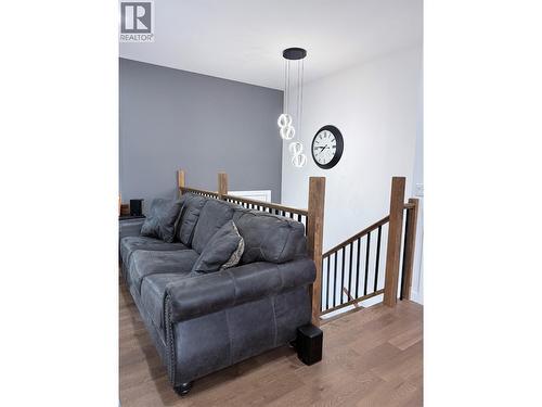 8779 Mountain View Street, Canal Flats, BC - Indoor